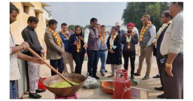 नेपाल के उन्‍नतशील किसान प्रतिनिधिमंडल ने किया पाटन फार्म का भ्रमण