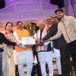 मध्य प्रदेश ग्रामोद्योग विभाग की झांकी को मिला द्वितीय पुरस्कार