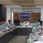 नामांतरण, सीमाकंन, बंटवारा के प्रकरणों का प्राथमिकता से निराकरण करें-कलेक्टर राजगढ़