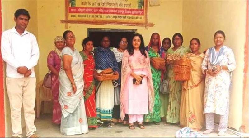 बुरहानपुर जिले में नई पहल केले के तने से रेशे उत्पाद एवं बचे पदार्थ से खाद बनाने का प्रशिक्षण 