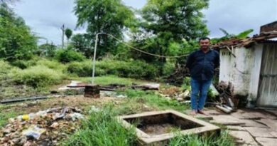 स्लरी से जैविक खाद बना रहे कृषक सुरजीत पटेल