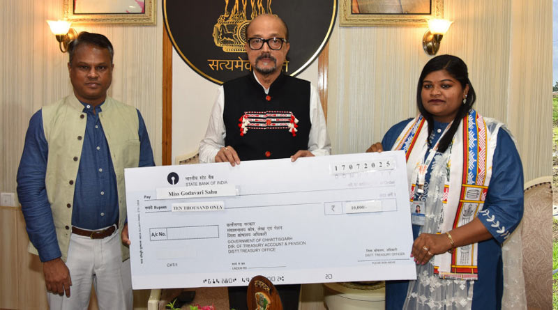 राज्यपाल से सम्मानित हुई छत्तीसगढ़ की ड्रोन दीदी गोदावरी साहू, ग्रामीण महिलाओं के लिए बनी प्रेरणा