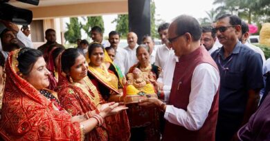 15 अगस्त तक देश में 2 करोड़ 'लखपति दीदियां' होंगी - केंद्रीय कृषि मंत्री शिवराज सिंह
