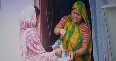 MP की राजेश्वरी पटेल ने लाड़ली बहना के पैसे से खरीदी गाय, अब दूध बेचकर कमा रही ₹15 हजार हर महीने