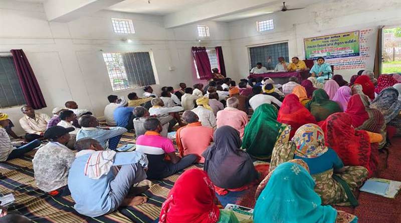 फसल उत्पादन के लिए जैविक कीटनाशकों का उपयोग करें किसान
