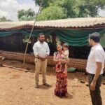 छत्तीसगढ़: 100 चूजों से शुरू किया मुर्गीपालन बिजनेस, अब हर माह हो रही ₹40 हजार की आमदनी, जानिए कैसे