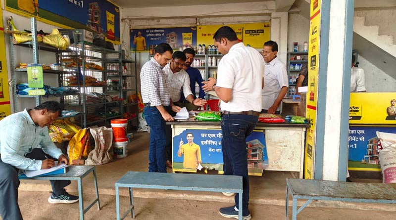 छत्तीसगढ़: कृषि केन्द्रों में अनियमितता पर सख्त कार्रवाई, 6 को नोटिस, 1 से कीटनाशक-फफूंदीनाशक जब्त