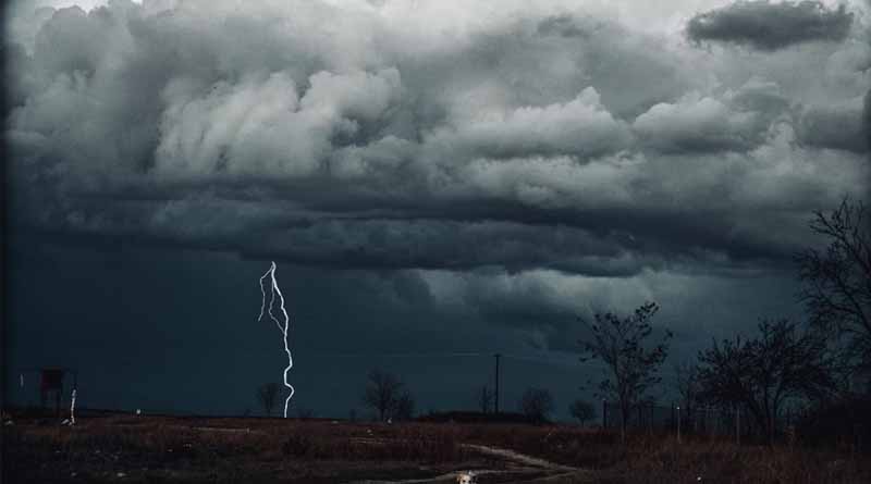 IMD का पूर्वानुमान: आंध्र-ओडिशा समेत देश के कई राज्यों में भारी बारिश की संभावना, जानें आज का मौसम अपडेट  