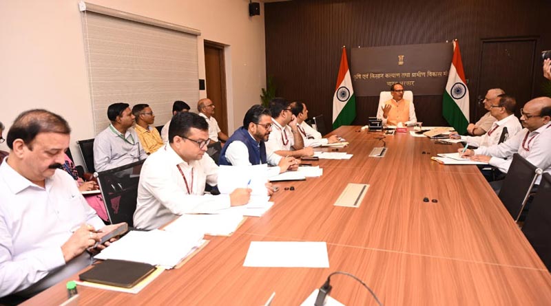 कृषि मंत्री ने अवैध बायोस्टिमुलेंट्स पर लगाम कसने के दिए निर्देश; केवल 146 उत्पाद मान्य