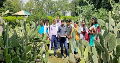 ग्रीन-एजी परियोजना के तहत कांटा रहित कैक्टस खेती सीखने अमलाहा पहुंचे किसान