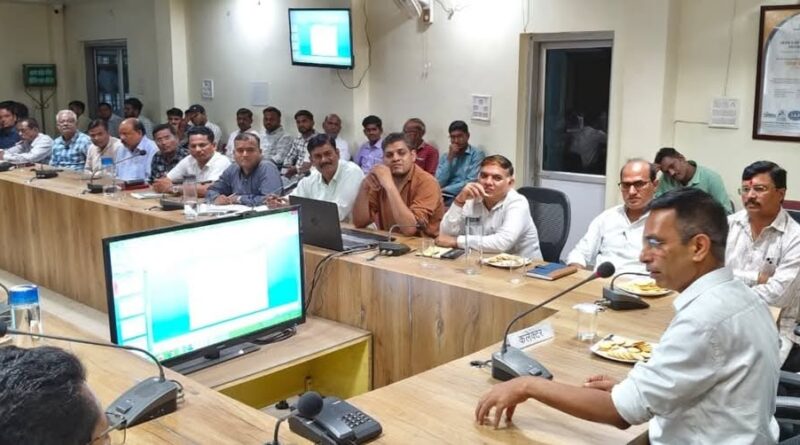 खाद वितरण प्रणाली हेतु इलेक्ट्रॉनिक टोकन सिस्टम विकसित किया  