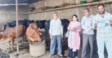 खंडवा जिले में उन्नत पशु पालकों से जीवंत संपर्क जारी