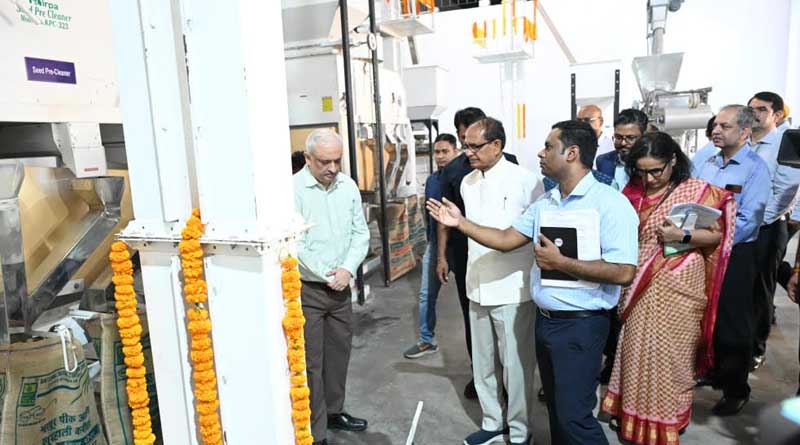 केंद्रीय कृषि मंत्री शिवराज सिंह चौहान ने नई दिल्ली में NSC के नए बीज प्रसंस्करण संयंत्र का उद्घाटन किया