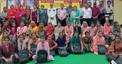 कृषि सखियों ने समझी प्राकृतिक खेती विधियां