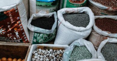 मुरैना में मनमानी कीमत पर खाद बेचने वालों पर कलेक्टर ने की सख्त कार्रवाई, कोतवाली में एफआईआर दर्ज