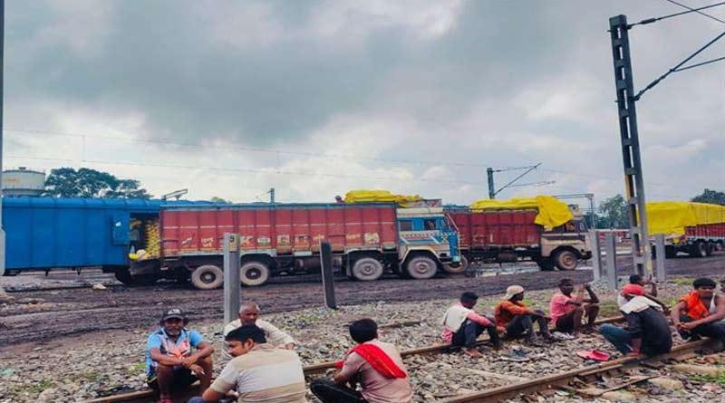 कटनी जिले के लिए नीम कोटेड यूरिया खाद की रैक झुकेही पहुंची