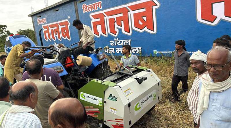 नरवाई प्रबंधन हेतु छोटी बेलर मशीन का लाइव प्रदर्शन