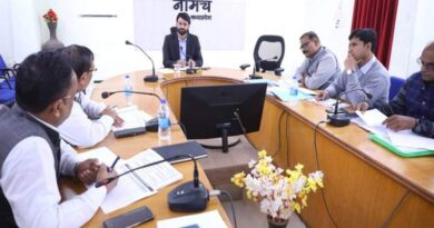 नीमच में ए.पी.सी.विभाग समूह की समीक्षा बैठक सम्पन्न