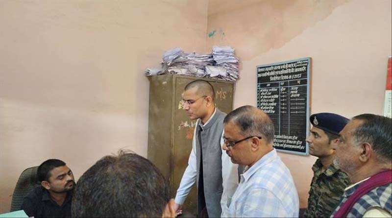 जब तक किसान लाइन में हों, खाद वितरण निरंतर जारी रखें - मुरैना कलेक्टर