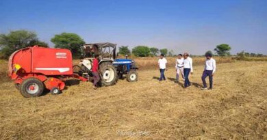 नरवाई प्रबंधन में कारगर साबित हो रही बेलर मशीन, किसानों की बढ़ी आमदनी और स्वच्छ पर्यावरण
