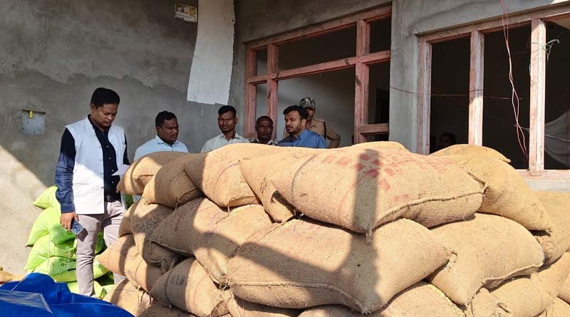 रायपुर : धान खरीदी कार्य में लापरवाही पर दो ग्रामीण कृषि विस्तार अधिकारी निलंबित