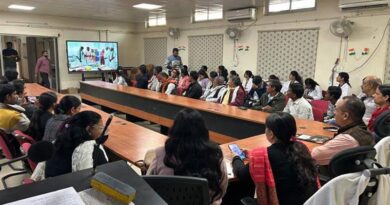 नरसिंहपुर में प्रधानमंत्री किसान सम्मान निधि योजना का प्रसारण देखा