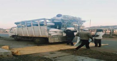 पौनी मोहगांव में व्यापारी से 112 बोरी धान जब्त