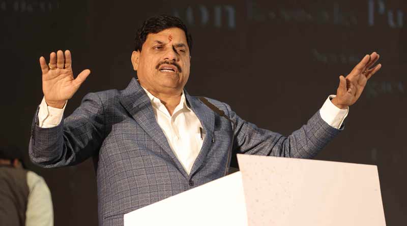 इंदौर में वायईएफ भारत समिट 2025 के मंच पर एकजुट हुए हजारों युवा उद्यमी