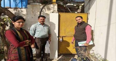 धान उपार्जन में अनियमितता पर गोदाम सील