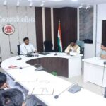 हरदा कलेक्टर ने प्राकृतिक कृषि और नरवाई प्रबंधन की समीक्षा की