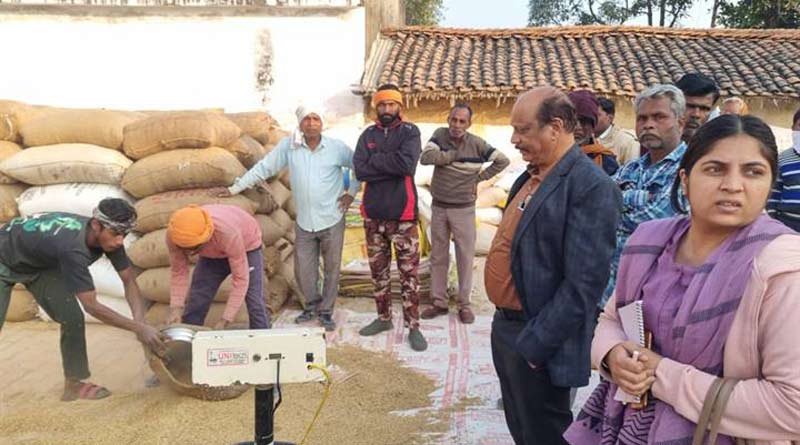 संयुक्त आयुक्त ने किया खरीदी केन्द्र का निरीक्षण  