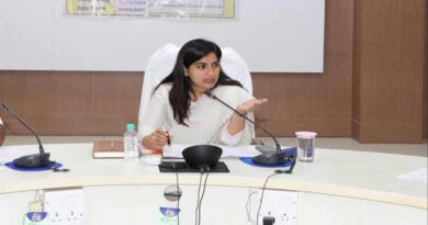 धान खरीदी केंद्रों पर व्यवस्थाएं सुदृढ़ रखें : कलेक्टर सुश्री सोनिया मीना