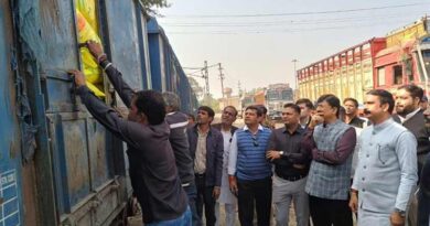 गुना में खाद संकट से राहत: 2675 मीट्रिक टन यूरिया किसानों के लिए पहुंचा, 4 दिसंबर से वितरण शुरू  