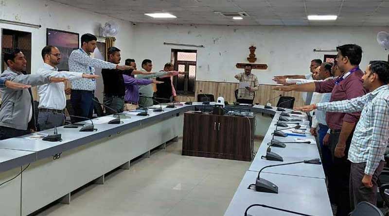 राजस्थान: जालोर में केसीसी धारक किसानों के बीमा नामांकन को 31 दिसंबर से पहले पूरा करने के निर्देश  