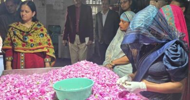 अजमेर में कृषि व्यवस्थाओं की समीक्षा: प्रमुख शासन सचिव ने CHC व एफपीओ का लिया जायज़ा, गुलाब आधारित मूल्य संवर्धन को सराहा 