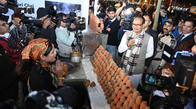 केंद्रीय मंत्री शिवराज सिंह चौहान ने दिल्ली में किया सरस आजीविका फूड फेस्टिवल का शुभारंभ