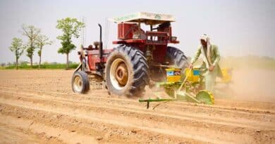 2025 बना भारतीय ट्रैक्टर उद्योग के लिए ऐतिहासिक साल, घरेलू बिक्री 10 लाख के पार, एक्सपोर्ट भी 1 लाख से ज्यादा