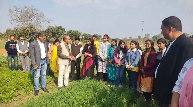 वैज्ञानिक कृषि से मृदा गुणवत्ता व स्वस्थ उत्पादन संभव : कलेक्टर शीतला पटले