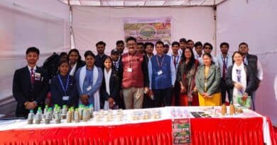 गुलाब महोत्सव में IEHE भोपाल के कृषि उत्पादों की धूम, AI आधारित ‘फसल केयर’ ऐप बना आकर्षण