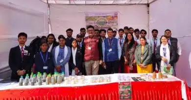 गुलाब महोत्सव में IEHE भोपाल के कृषि उत्पादों की धूम, AI आधारित ‘फसल केयर’ ऐप बना आकर्षण