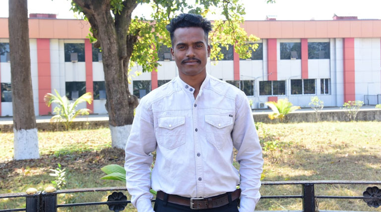 किसान के बेटे संजू मरकाम बने बीएसएफ जवान, कोण्डागांव जिले का नाम किया रोशन