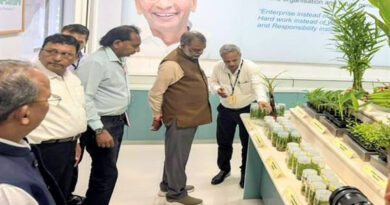 किसानों को आधुनिक कृषि तकनीकों के प्रशिक्षण के लिए अग्रणी संस्थानों में भेजेगी सरकार : मंत्री नारायण सिंह कुशवाह  