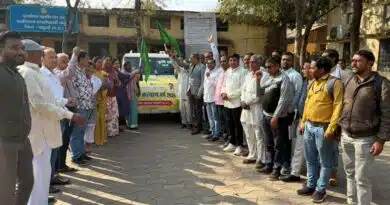 पांढुर्ना में कलेक्टर ने दिखाई कृषि रथ को हरी झंडी