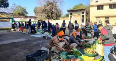 शिवपुरी में साप्ताहिक प्राकृतिक एवं जैविक खेती हाट बाजार का निरंतर संचालन  