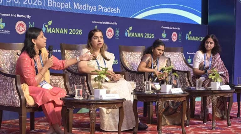 मोहखेड़ की ज्योति सोमकुंवर ने प्राकृतिक खेती में अपनी पहचान बनाई