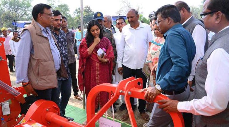 सिवनी कृषि मेले में विभागीय स्टॉल आकर्षण का केंद्र