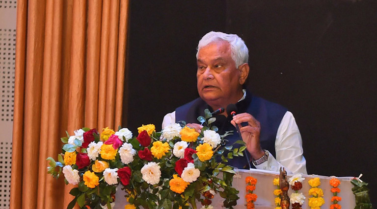 प्रदेश में मांग से ज्यादा उर्वरक उपलब्ध, किसानों को नहीं झेलना पड़ा खाद संकट: कृषि मंत्री