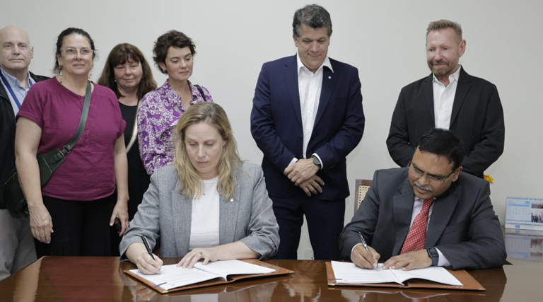 भारत में होगा वर्ल्ड डेयरी समिट 2027 का आयोजन, एनडीडीबी और आईडीएफ के बीच समझौता