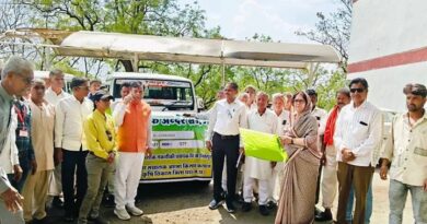 धार जिले के 39 प्रगतिशील कृषक राज्य के अन्दर भ्रमण के लिए हुए रवाना