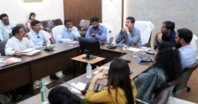 नरवाई ना जलाने के लिए किसानों को प्रेरित करें- कलेक्टर खंडवा